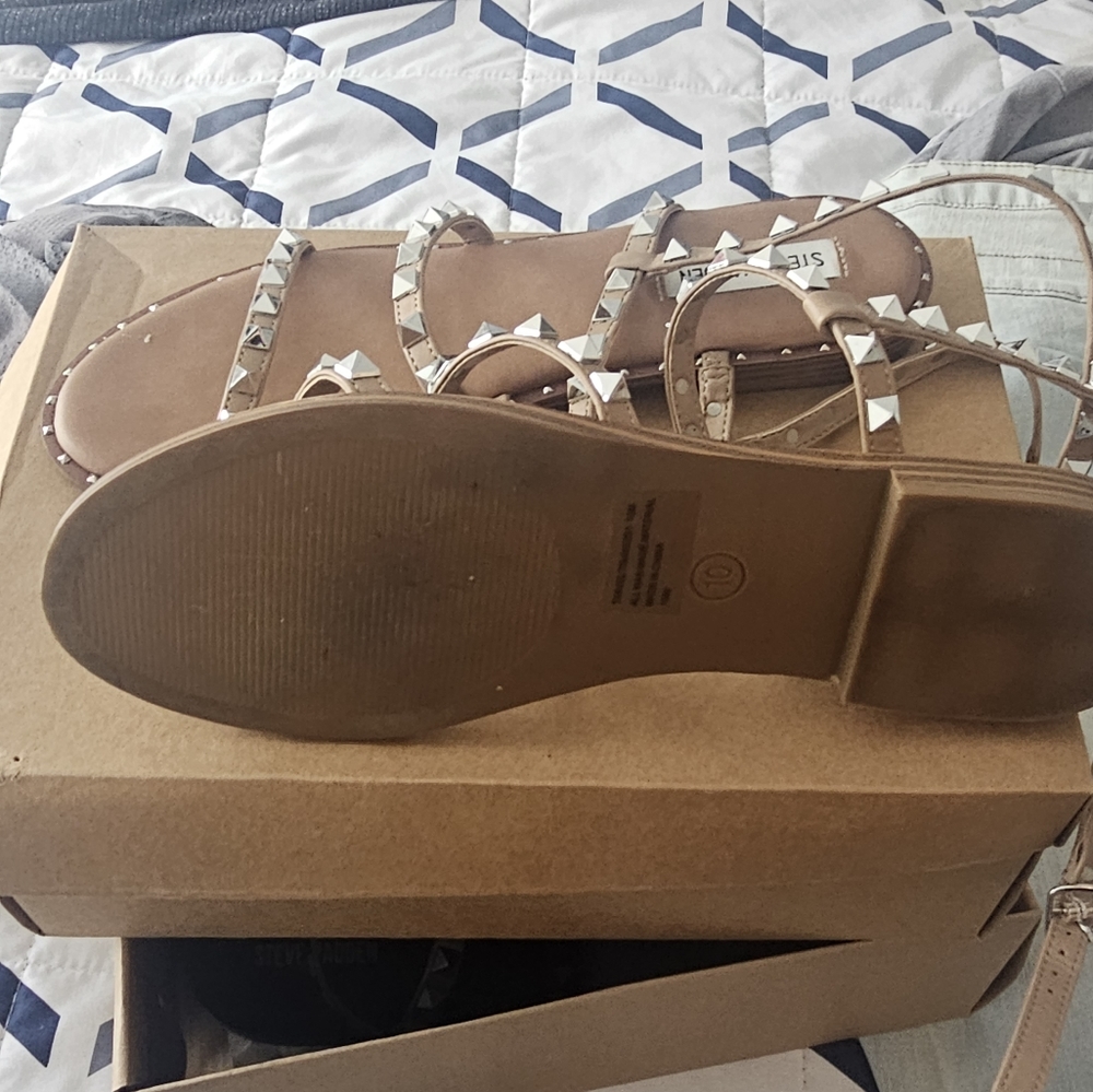 Steve madden sandals